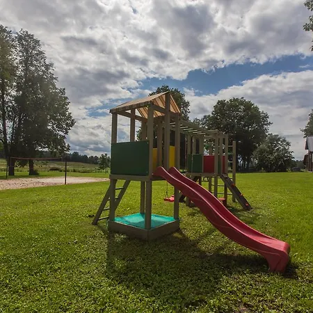 Hébergement de vacances Uzbazes *